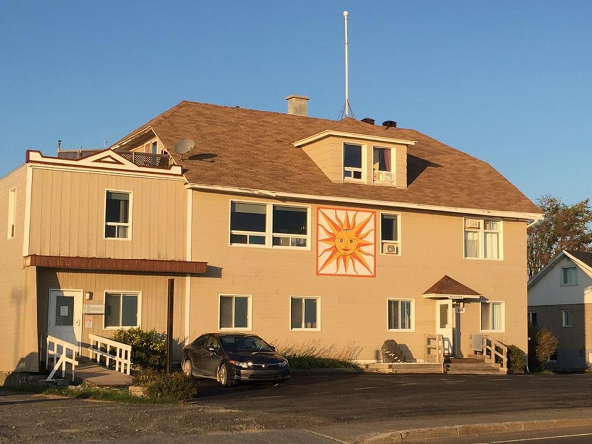 Auberge Soleil De Mer Bonaventure Bagian luar foto